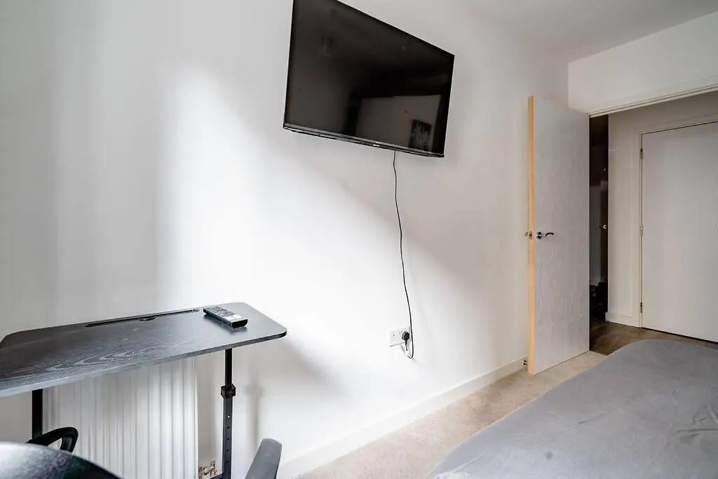 Charming Room In The Heart Of ロンドン ホームステイ